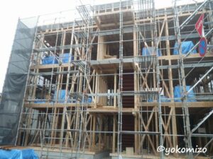 木造アパート　3階建て　新築工事　有限会社横溝工務店