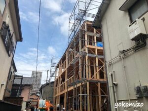 アパート新築工事　木造３階建てアパート　有限会社横溝工務店